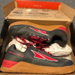 Altra HIIT XT
